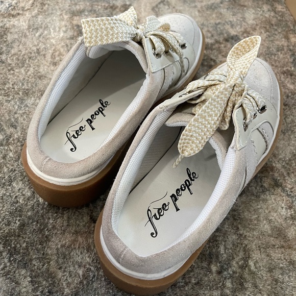 Free People Fremont Mule shoes - Picture 2 of 11